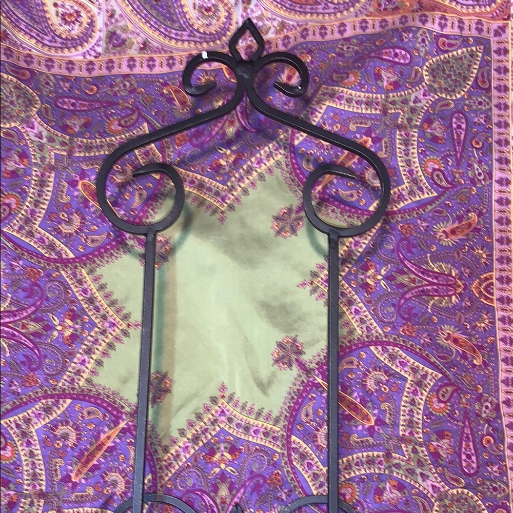 Vintage elegant Black Wrought Iron Metal Two Plate Wall Decor - Picture 10 of 12